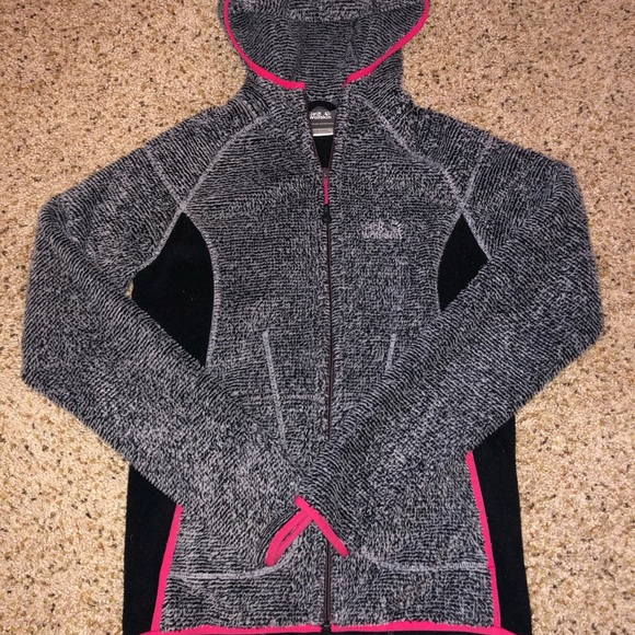 jack wolfskin zip hoodie